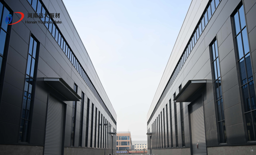 新建廠房外墻優(yōu)選材料:河南遠大聚氨酯封邊巖棉板應(yīng)用案例(十六棟)(圖3) 新建廠房外墻優(yōu)選材料:河南遠大聚氨酯封邊巖棉板應(yīng)用案例(十六棟)(圖3)